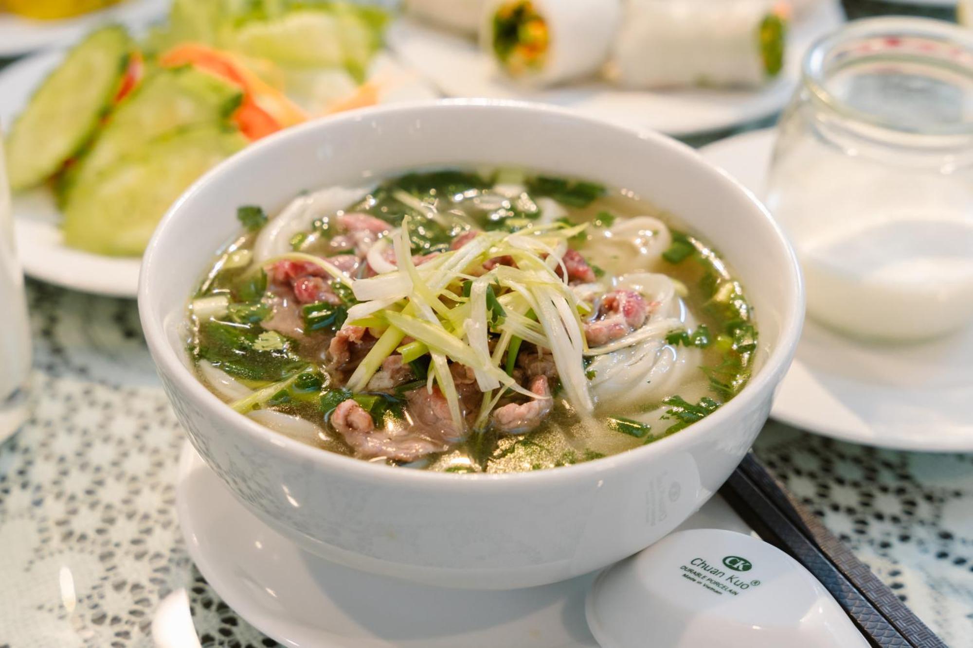 Hong Van Hotel Ханой Екстериор снимка