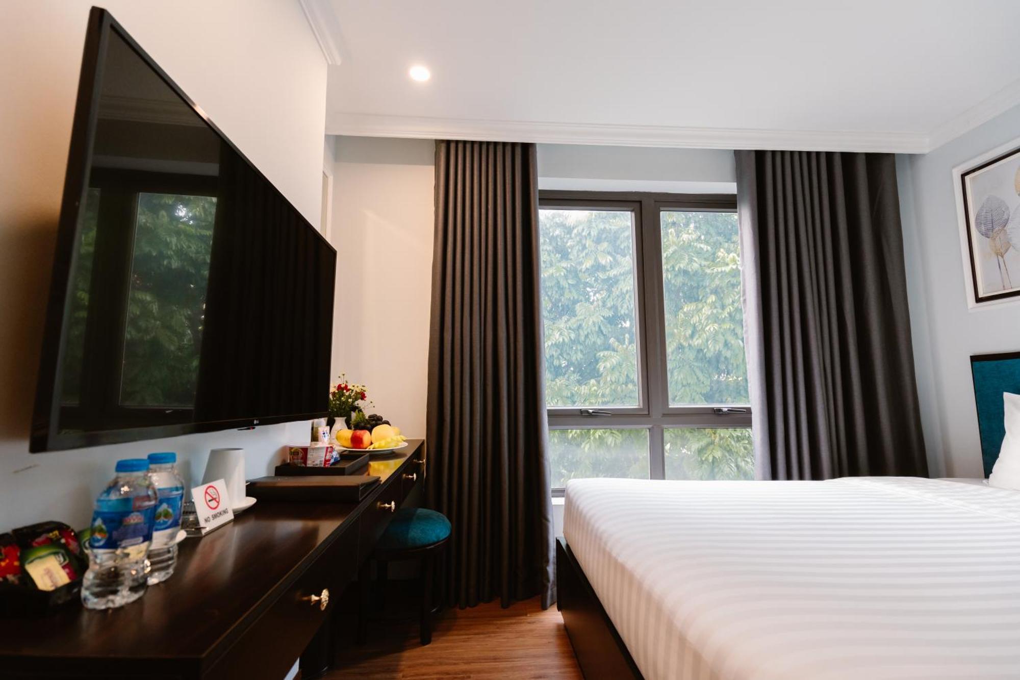 Hong Van Hotel Ханой Екстериор снимка