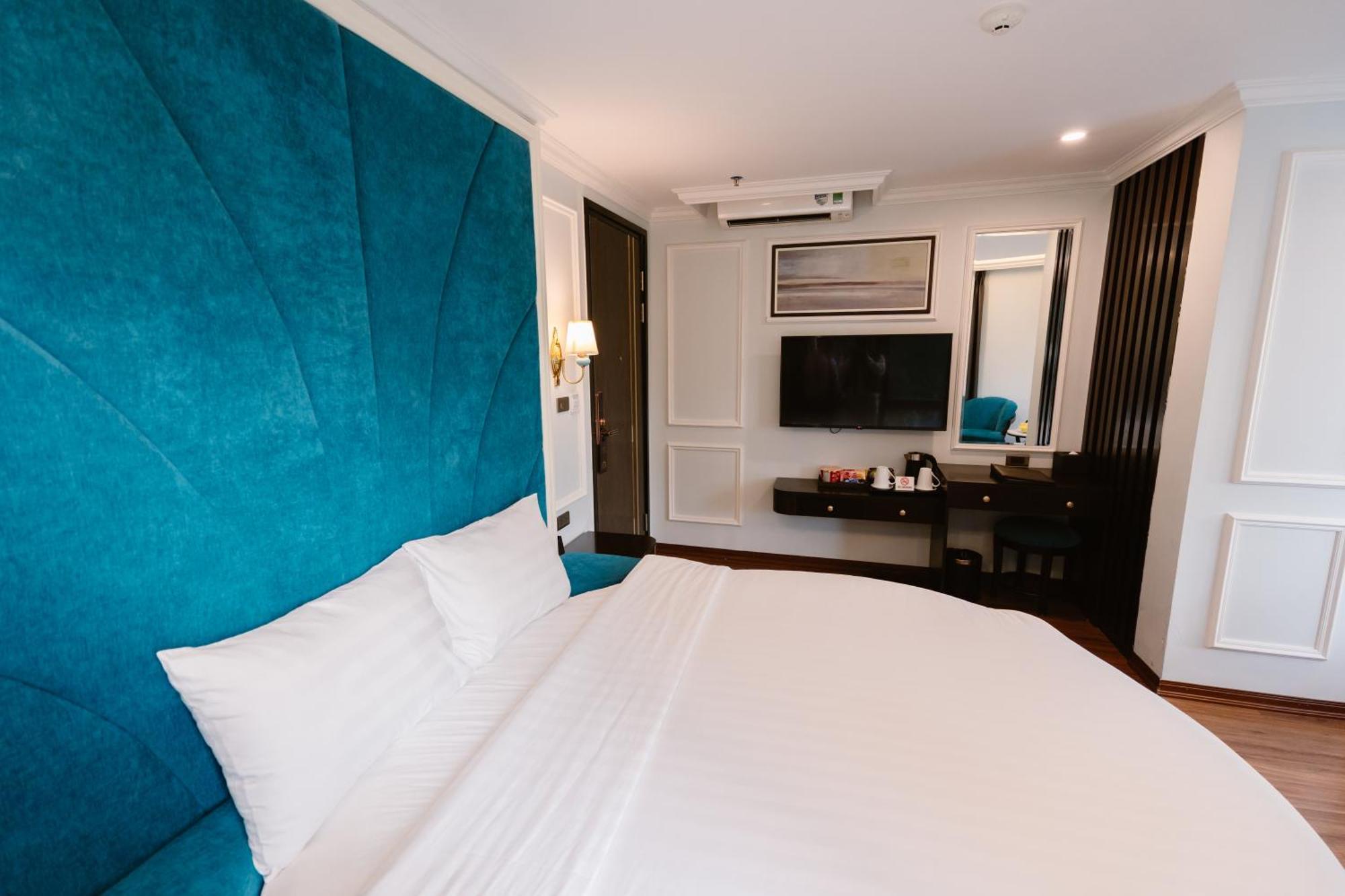 Hong Van Hotel Ханой Екстериор снимка